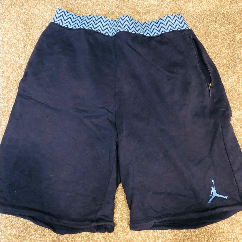 Men’s athletic shorts